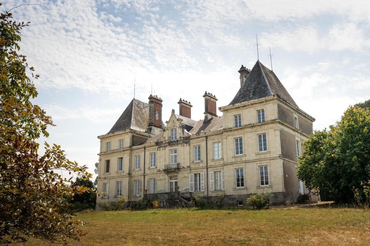 Chateau L' Escale Saint-Herblon Exterior foto