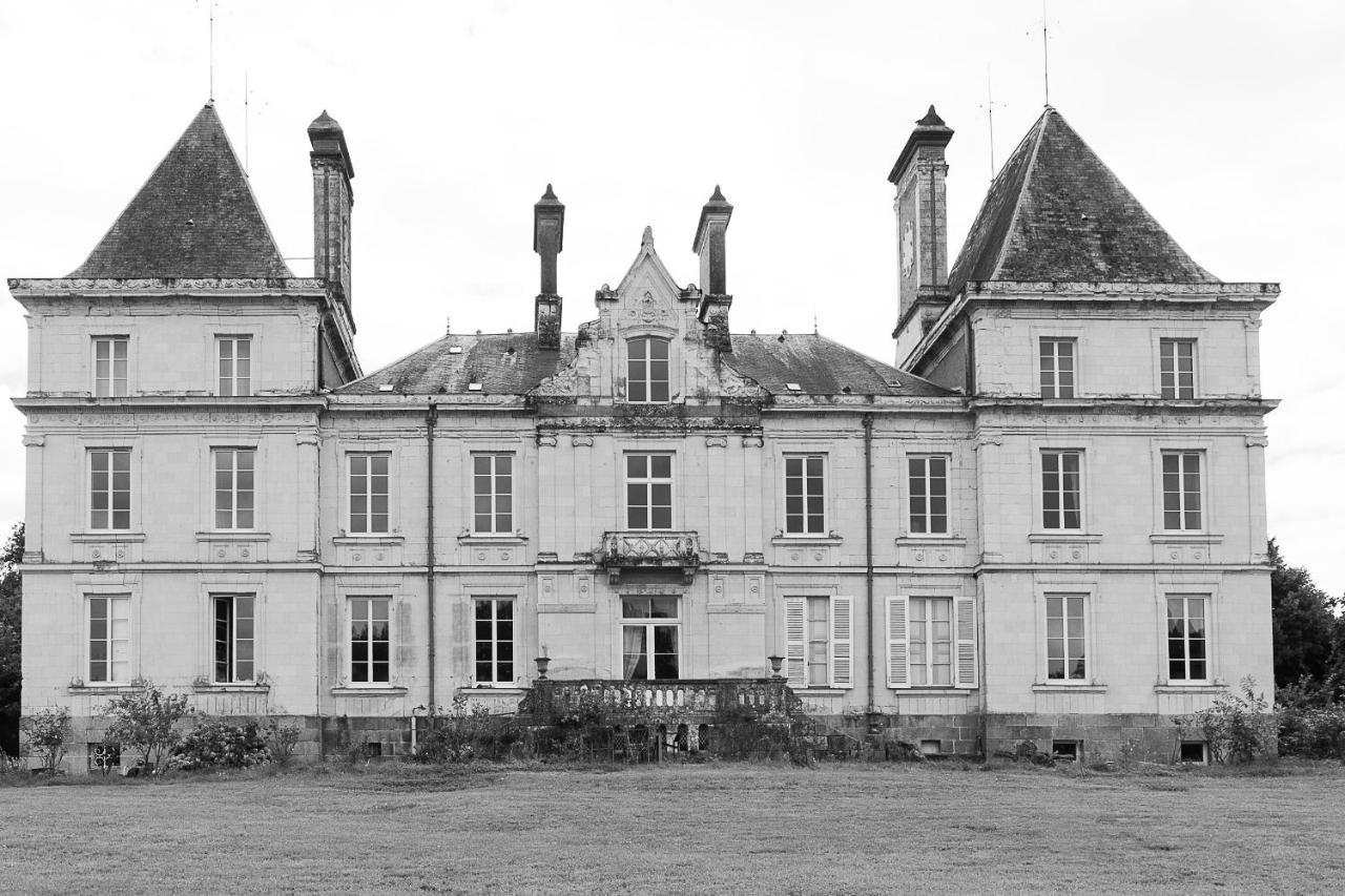 Chateau L' Escale Saint-Herblon Exterior foto